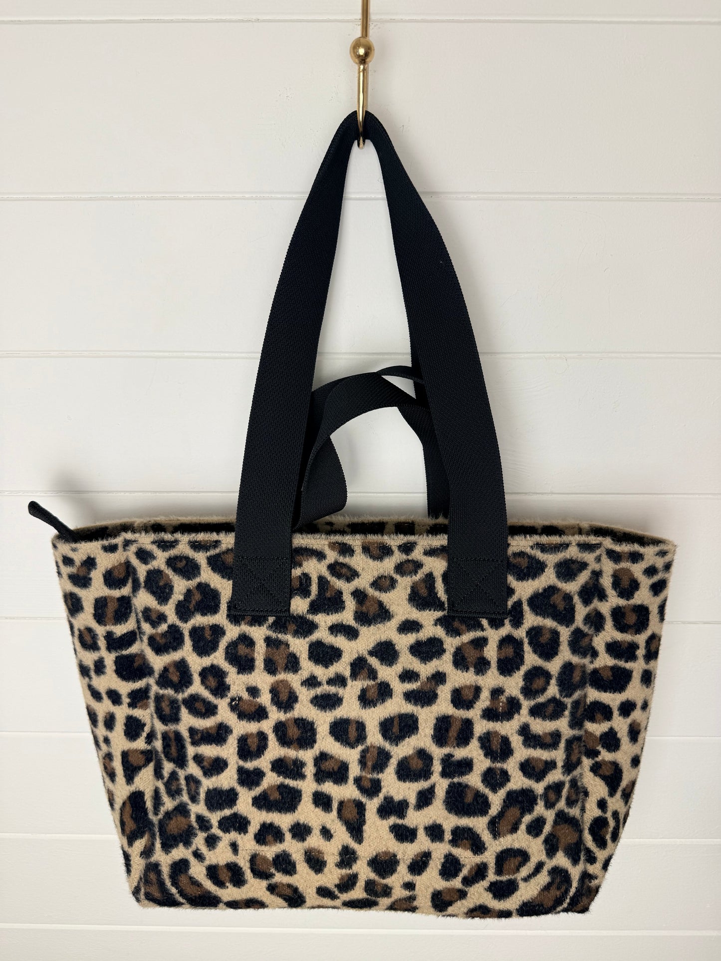AllSaints Izzy Medium Tote Bag