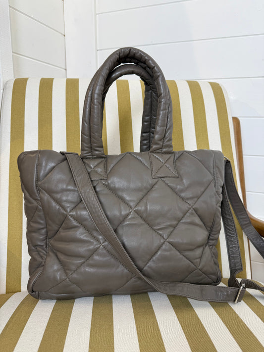 OakWood Quilted Leather Bag