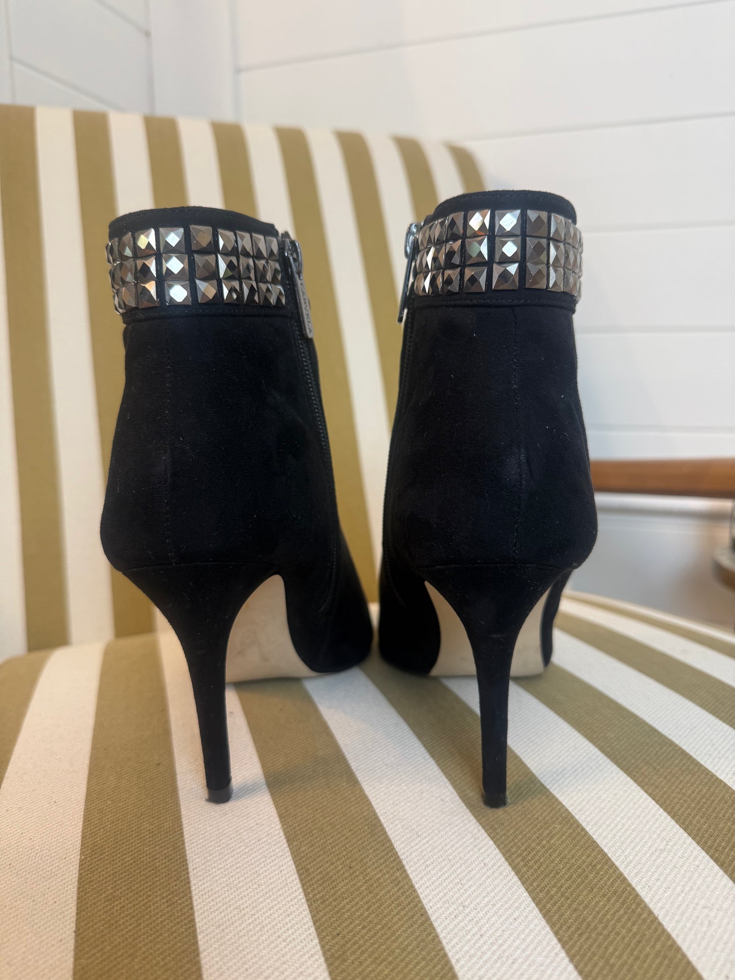 Carvela Boots- Size 39